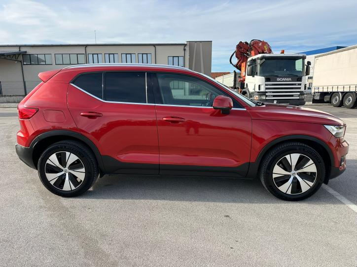 XC40