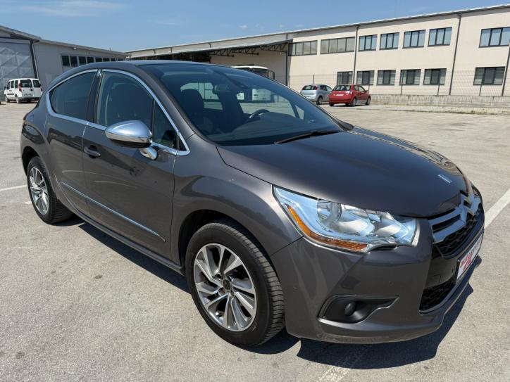 DS4