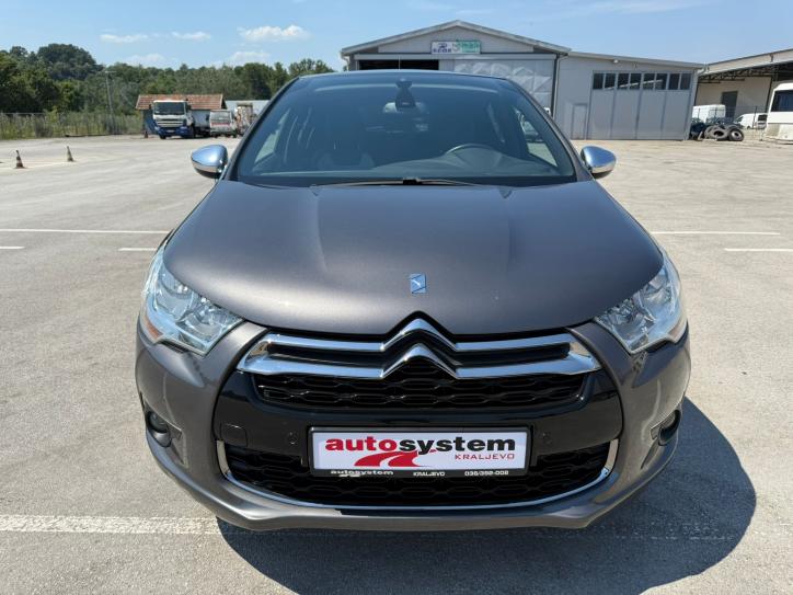 DS4