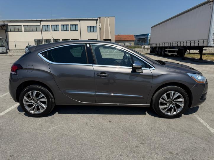 DS4